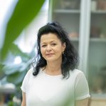 Krenek, Dr. Beate